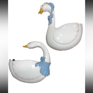 Burwood products 1980s resin Vintage pair of geese wall pockets/hangings cottage